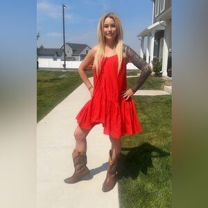 H&M Red Tiered Mini Dress – Size 5 ❤️